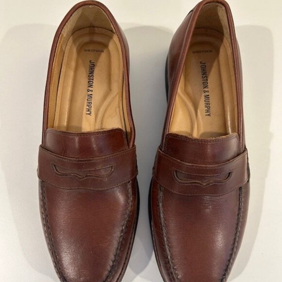 Johnston & Murphy Men\'s Loafer